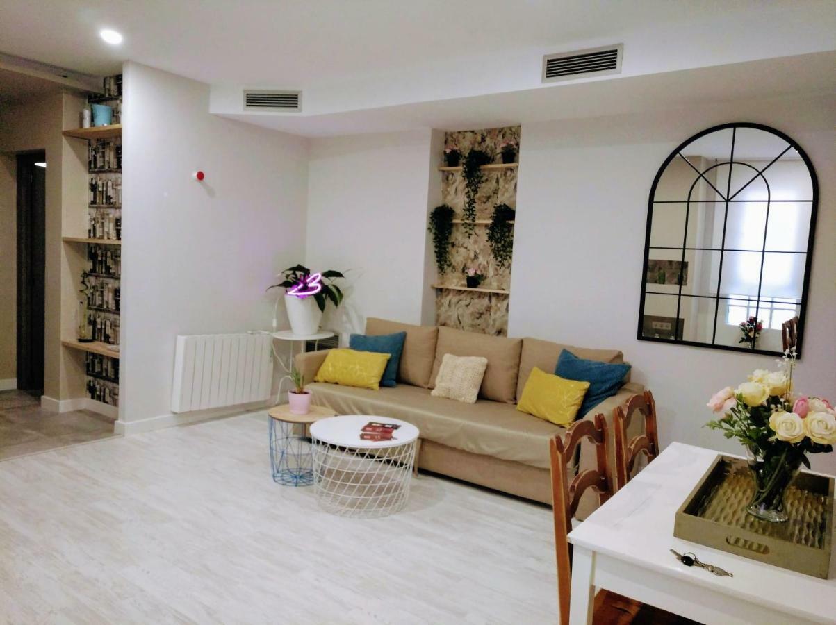 Apartamento Centro San Blas 36, Proximo Al Pilar Zaragoza Dış mekan fotoğraf